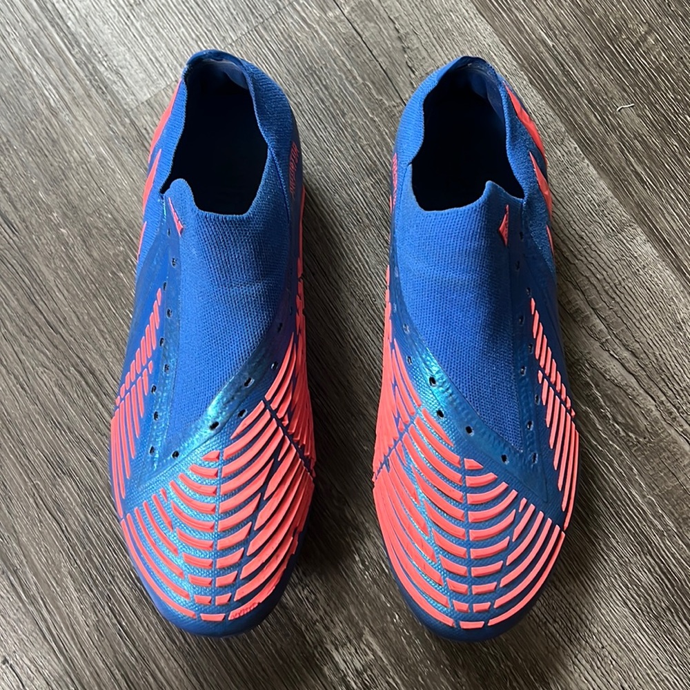 Used adidas predator cleat size 7 $100